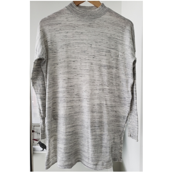 Vero Moda Tops - Vero Moda Light Mock Neck